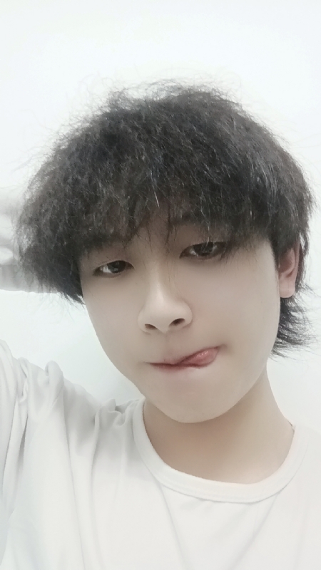 晓傑的第二张照片--舟山认干亲服务网