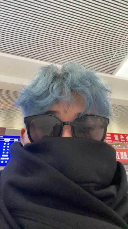 平行线的第二张照片--舟山认干亲服务网